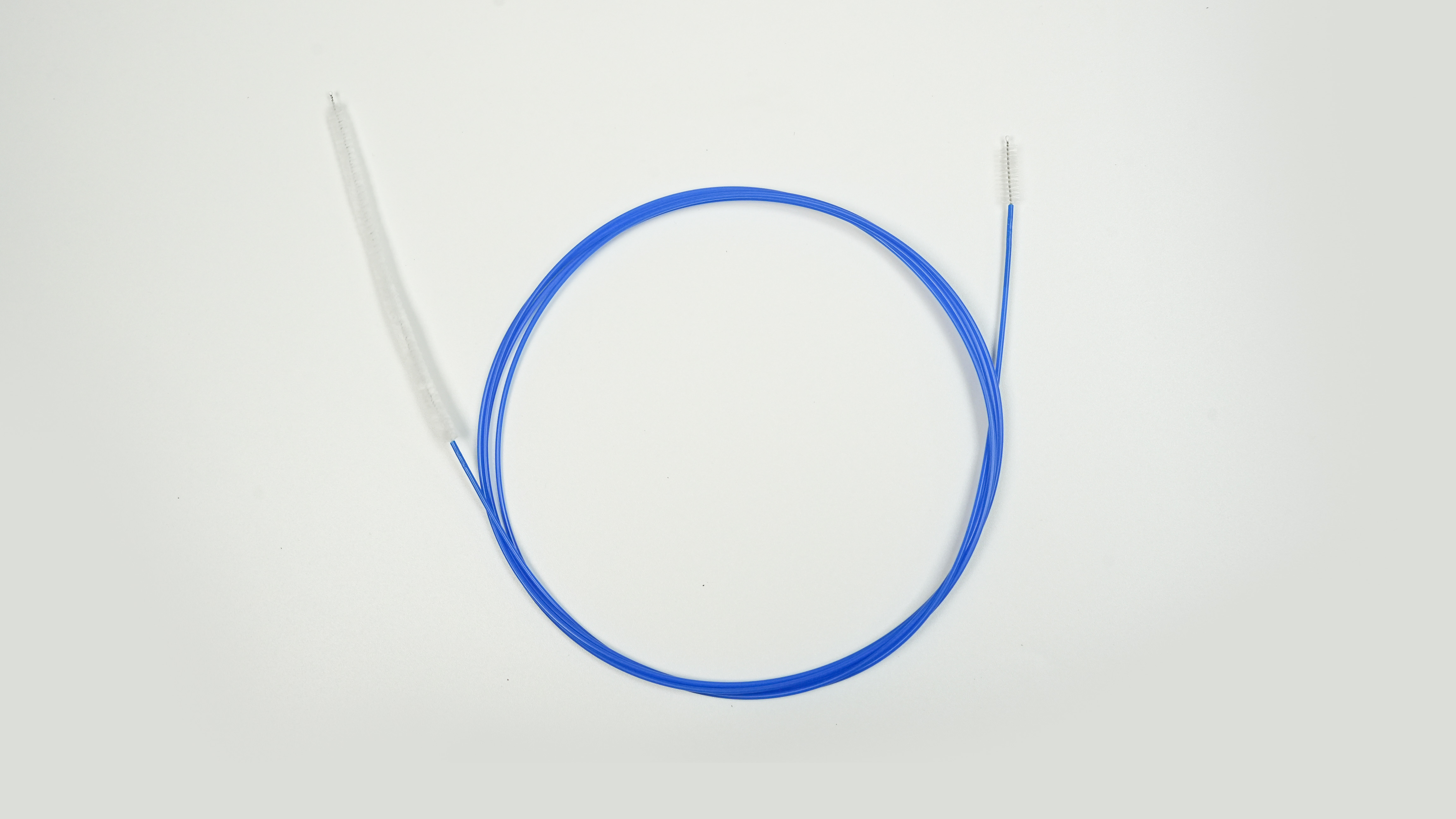 Double-ended cleaning brush